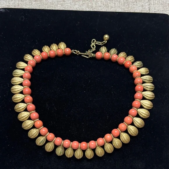 Trifari Gold and Coral Necklace - Picture 5 of 8